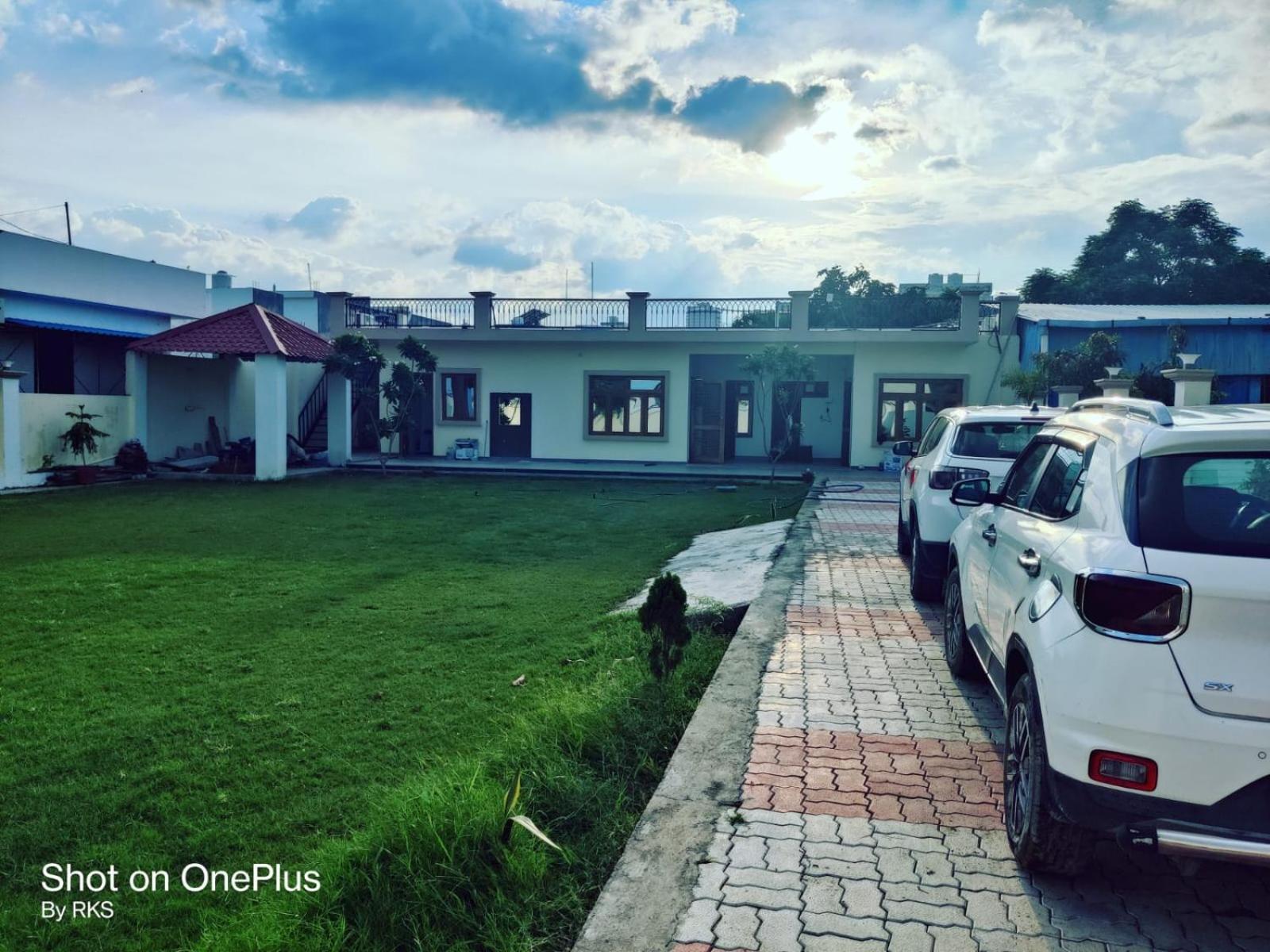 Osho Lifestyle Villa Lucknow Exterior photo